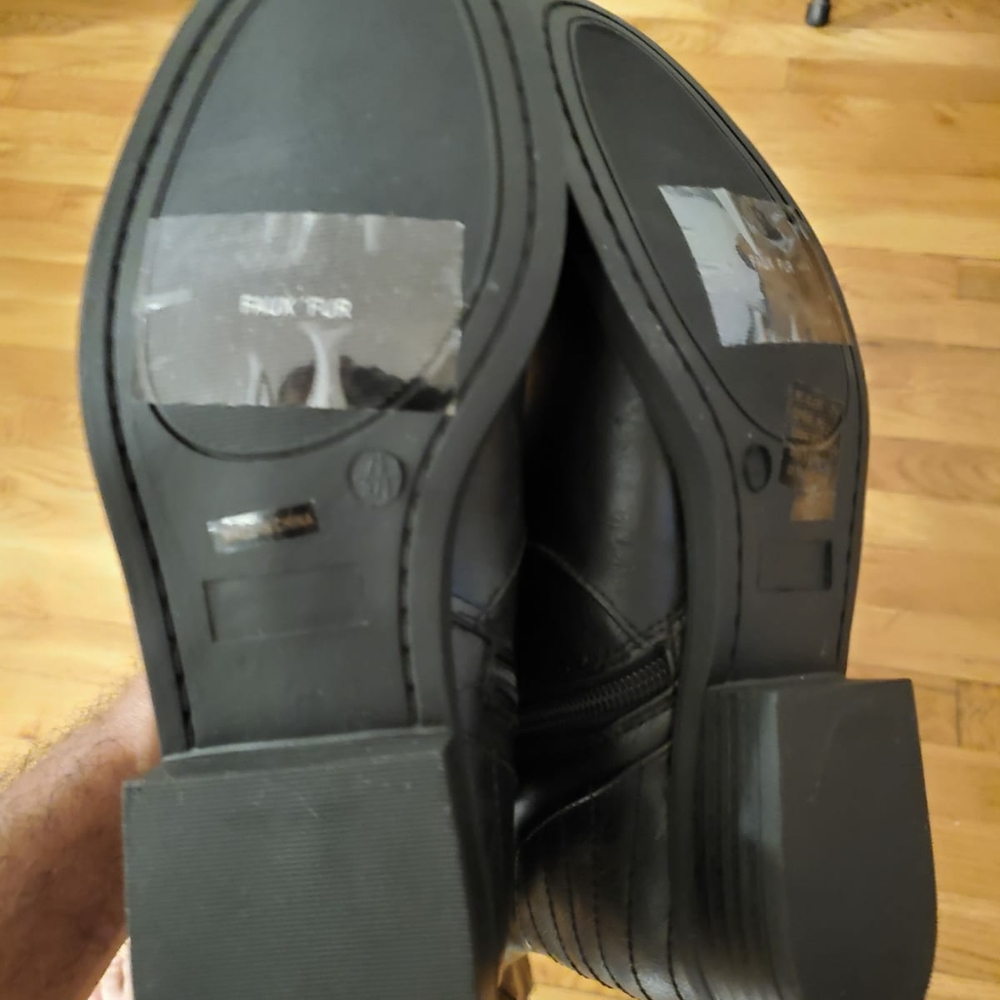 Boots - Picture 4 of 5